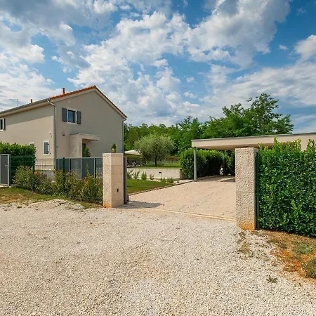 Semesterbostad Fritula